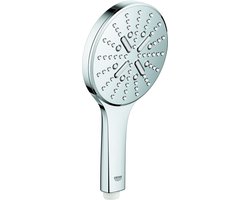 Deze geavanceerde GROHE Rainshower 130 SmartActive handdouche heb je zo toegevoegd aan je badkamerinterieur. De GROHE Rainshower is makkelijk te monteren en geeft je doucheruimte een luxe upgrade. De handdouche biedt keuze uit drie verschillende straalsoorten voor een optimale spa-beleving onder de douche. Zo kun je kiezen uit de GROHE ActiveMassage Spray voor een revitaliserende massagestraal, de verfrissende Jet Spray en de verfijnde Rain Spray. Daarbij zorgt de waterbesparende GROHE WaterSaving technologie functie voor duurzaam watergebruik waarbij de waterstroom wordt beperkt tot 9,5 liter per minuut. Het water wordt door de GROHE DreamSpray optimaal verdeeld over alle sproeigaatjes voor een constante waterstraal. De gewenste douchestraal kun je aan de achterkant van de douchekop makkelijk instellen via vingertopbediening. De handdouche is voorzien van Inner WaterGuide waardoor het oppervlak niet te warm wordt. En zodra je de douche uitzet, zorgt GROHE DropStop ervoor dat de regendouche niet blijft nadruppelen. De anti-kalk SpeedClean mousseur maak je na gebruik eenvoudig met een vingerveeg schoon zodat kalkresten direct verdwijnen. En de duurzame GROHE Long-Life chroomafwerking is krasvast en ziet er jarenlang glanzend en puntgaaf uit.