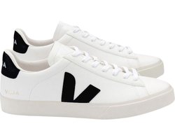 <br /> Model: VEJA CAMPO CHROMEFREE LEATHER <br /> MPN: CP0501537A <br /> <br /> MAAT: EU 40 US 9 <br /> <br /> Geslacht: Dames <br /> <br /> Kleur: Wit (bekijk de fotos) <br /> Materiaal: Leer <br /> <br /> Adviesprijs: 159,95 euro <br /> <br /> Echtheid: 100% originele VEJA ! <br />